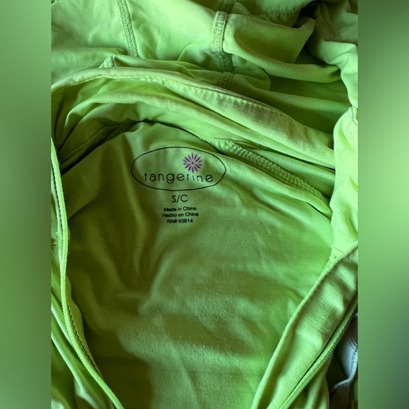 Workout jacket. - Picture 4 of 4